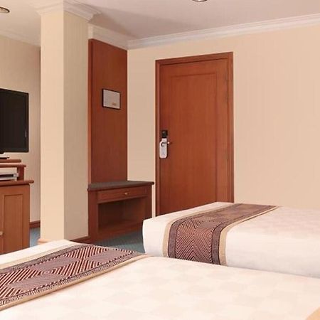 Hotel Sentosa Kuala Belait Exteriér fotografie